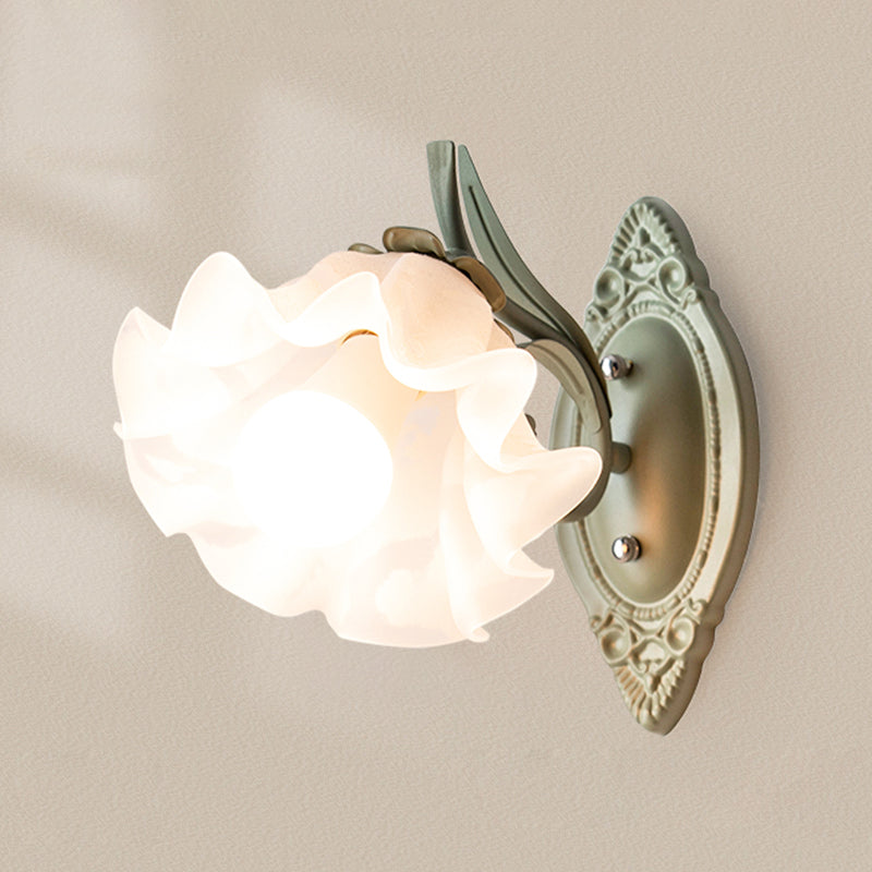 Modern Style Wall Mount Light 1-Light Flower Shape with Glass Shade for Bedroom