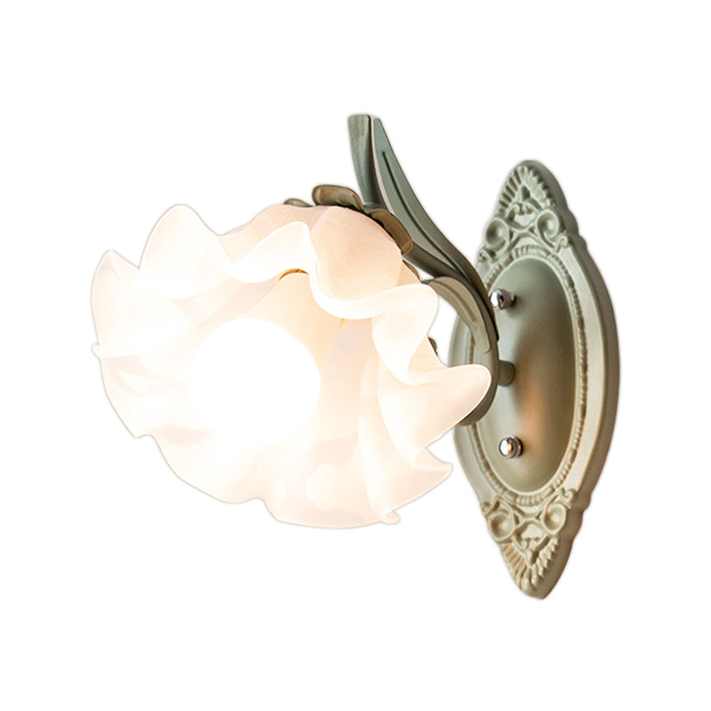 Modern Style Wall Mount Light 1-Light Flower Shape with Glass Shade for Bedroom