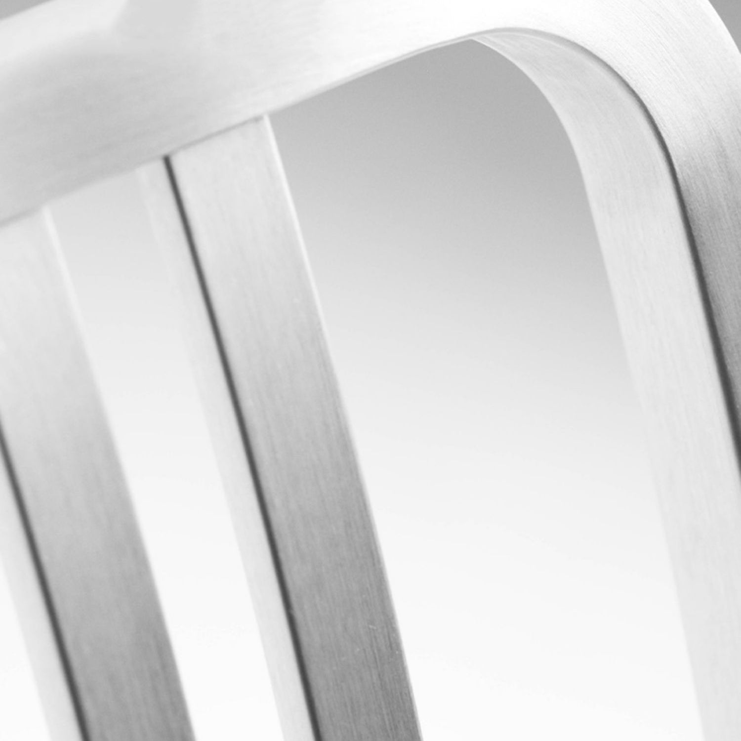 Contemporary Metal Backrest Counter High Stool in Silver for Home Use