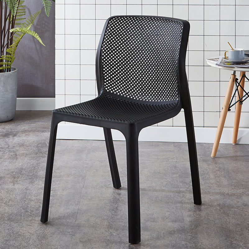 Contemporary Style Low Back Plastic Dining Side Chair for Home Use