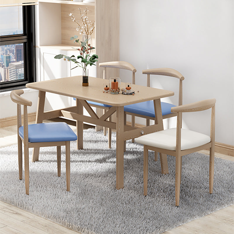 Contemporary Rectangular Wooden Dining Table with 4 Metal Foot