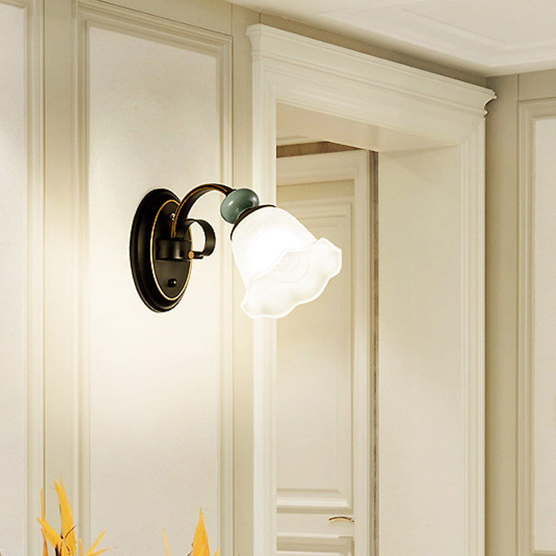 1/2 Bulbs Wall Mounted Light Retro Style Flower Frosted Glass Wall Lighting Ideas in Black with Swooping Arm
