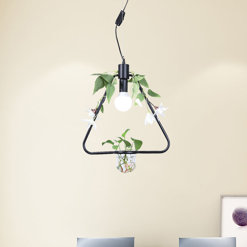 1 leichte Anhängerlampe Bauernhausdreieck/runde/quadratische Rahmen Metall Hanging Deckenlicht in Schwarz/Gold mit Pflanzentopf und falsche Blumenrebe