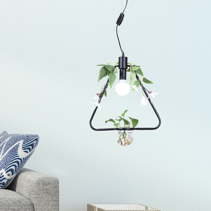 1 leichte Anhängerlampe Bauernhausdreieck/runde/quadratische Rahmen Metall Hanging Deckenlicht in Schwarz/Gold mit Pflanzentopf und falsche Blumenrebe