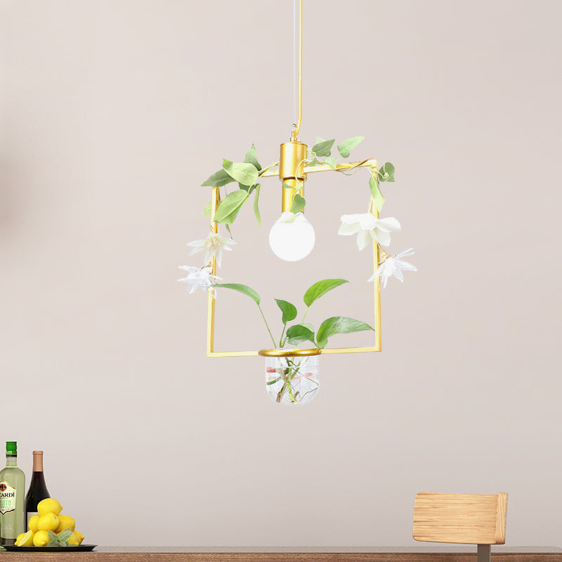 1 leichte Anhängerlampe Bauernhausdreieck/runde/quadratische Rahmen Metall Hanging Deckenlicht in Schwarz/Gold mit Pflanzentopf und falsche Blumenrebe