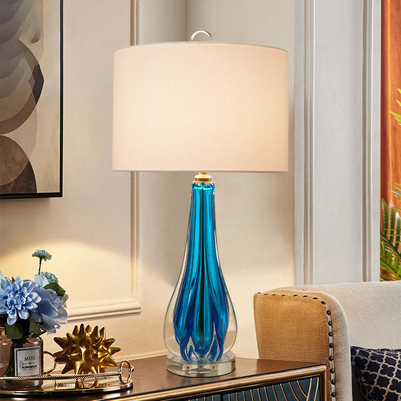 Lampe de table en tissu blanc, cylindre, veilleuse traditionnelle à 1 lumière avec base de vase bleu/or