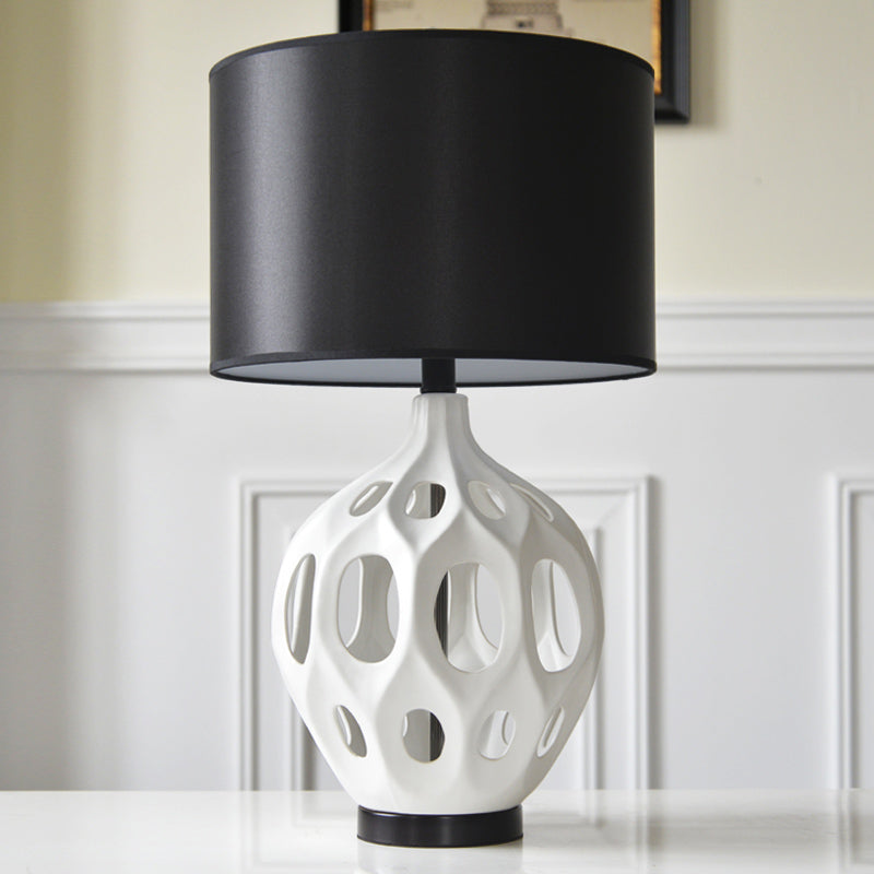 Light da tavolo tradizionale da comodino a tamburo tradizionale tradizionale tavolo da tavolo tradizionale con base barattolo bianco