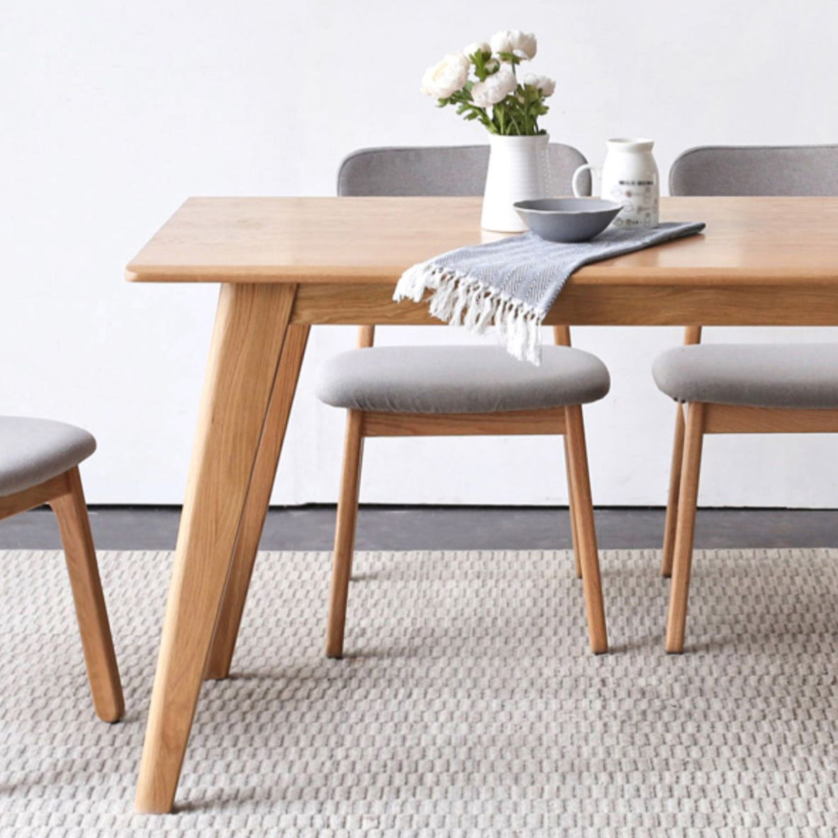 Natural Modern Rectangular Oak Tabletop Dining Table with 4 Legs