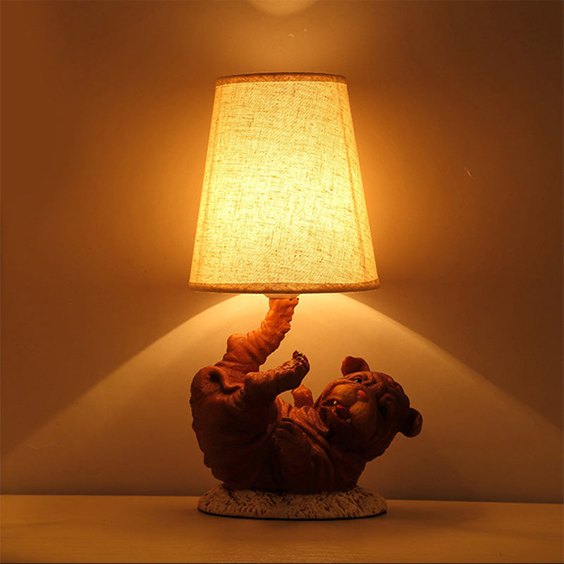 Hars shar-pei hondentafel licht landelijk 1 lichte slaapkamer nachtkastje licht in bruin met kegel stof schaduw