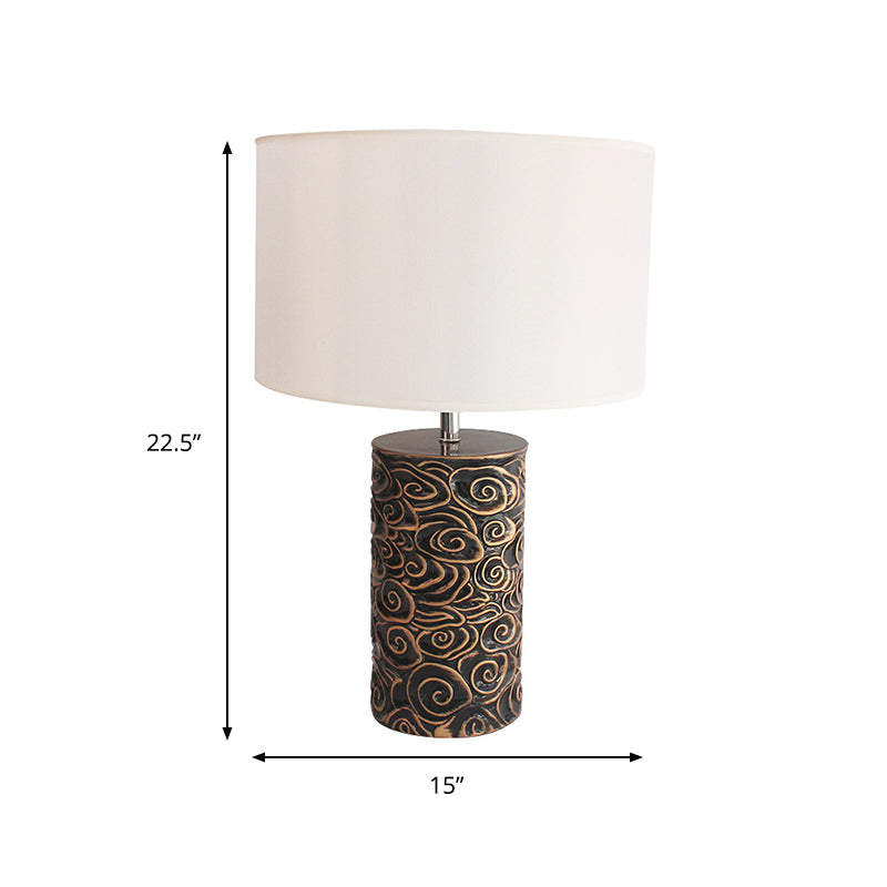 1 Kopfharz Tischbeleuchtung Vintage Bronze Scroll gemustertes Säulen Schlafzimmer Nachtlampe mit runden Stofflampe