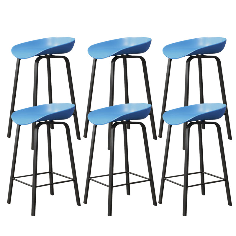 Indoor Contemporary Plastic Bucket Seat Bar Stool with Footrest