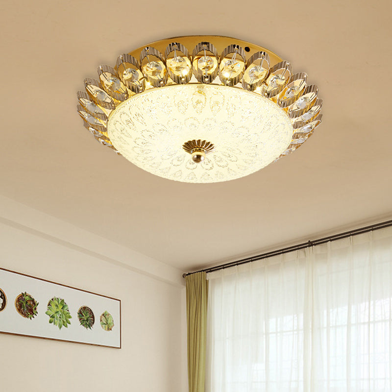 1-Light Frosted White Glass Flushmount Traditionelles Gold Bowled Kitchen Ceiling Lighting with Petal Edge