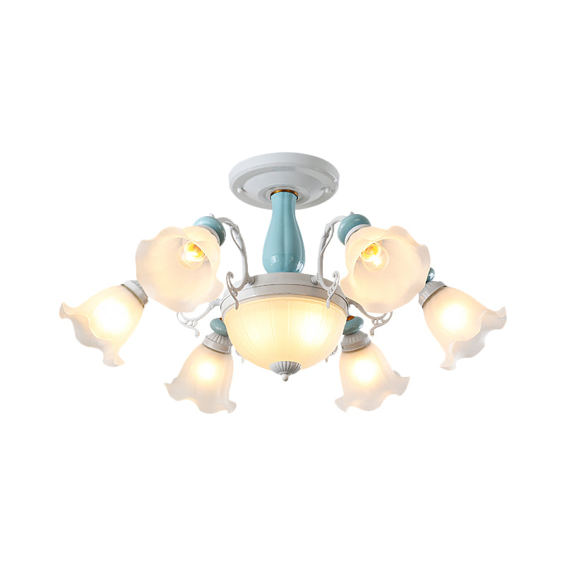 Lámpara de luz de semi descarga de 8 bombas de estilo colonial lámpara de techo de vidrio blanco de flor con detalle de cerámica