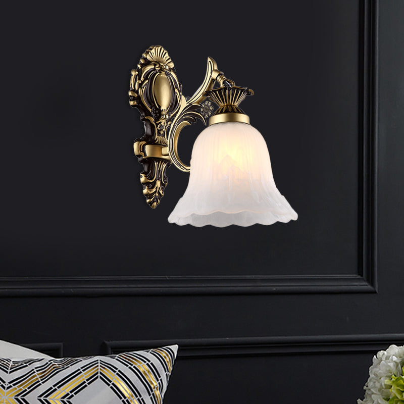 Crème glazen bloemenhape wandmontage lamp vintage 1/2 koppen binnen wandlamp in brons in brons