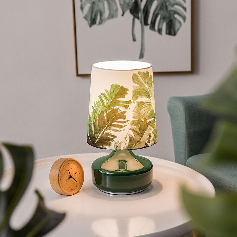 Nordic Barrel Night lampe Tabillard Single Hier-Chadom Table Light With Feuilles Modèles en vert