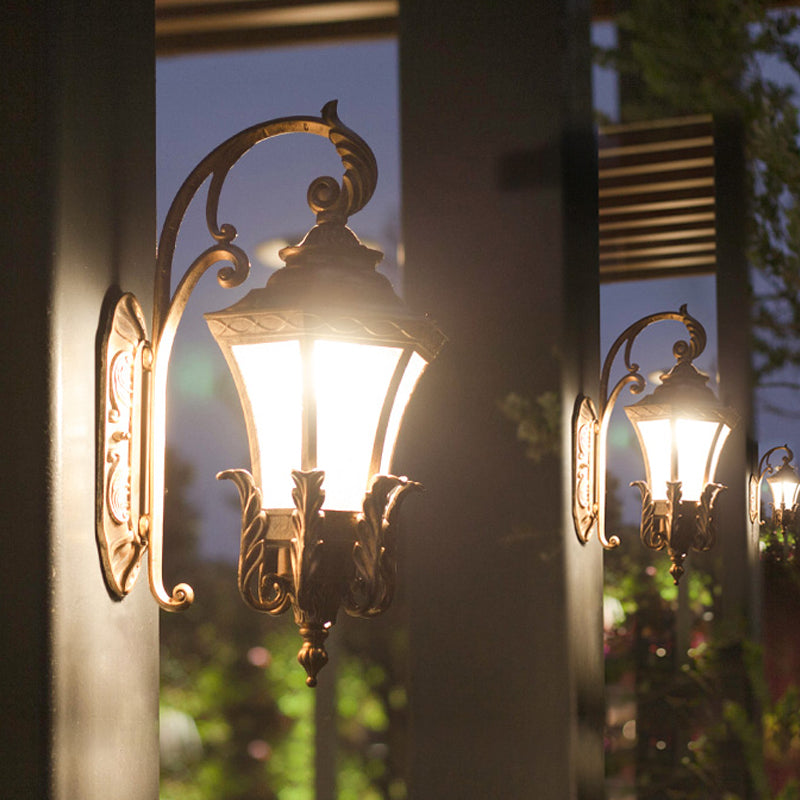 Clear Rippled Glass Paneled Bell Wall Light Cottage 1 Light Patio Wall Mount Lamp in Black