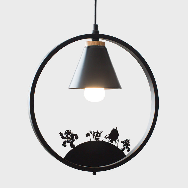 Eisenkegelschatten Anhängerlampe Nordic 1 Glühbirne Schwarz/Weiß -Hangleuchte mit Papierschnittdekoration
