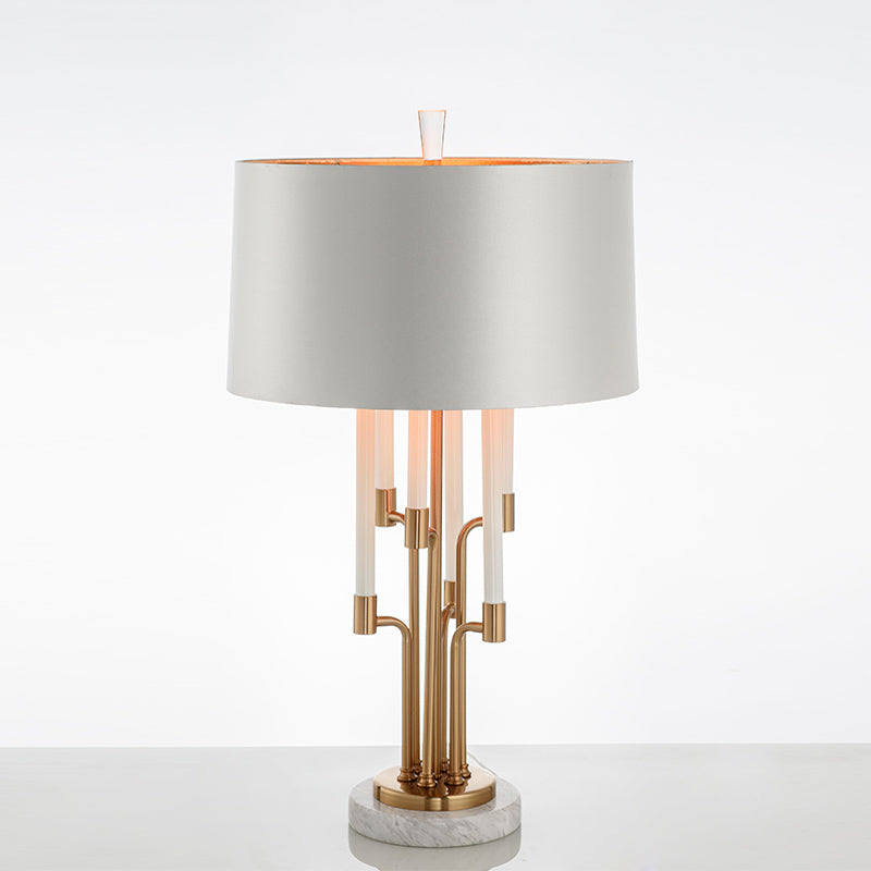 Lampada da tavolo tradizionale a tamburo con 1 illuminazione da comodino in tessuto leggero in oro interno con decorazione in cristallo flauto