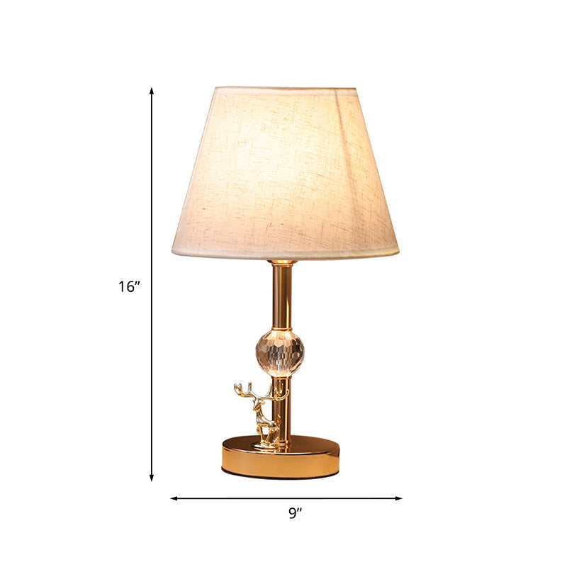Minimalisme kegel tafellicht 1 kopstoffen nachtlampje in goud met kristal- en hertendecoratie