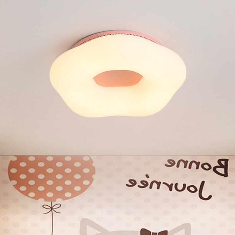 Doughnut Flushmount Light Nordic Acryl LED Kid-Schlafzimmer Flush Halterung in Weiß/Blau/Rosa