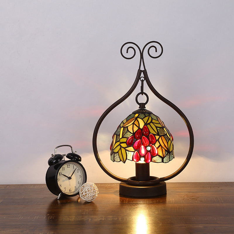 Lámpara nocturna de tazón de tazón de uva Tiffany iluminación de mesa manchada de 1 luces con marco de remolino de bronce