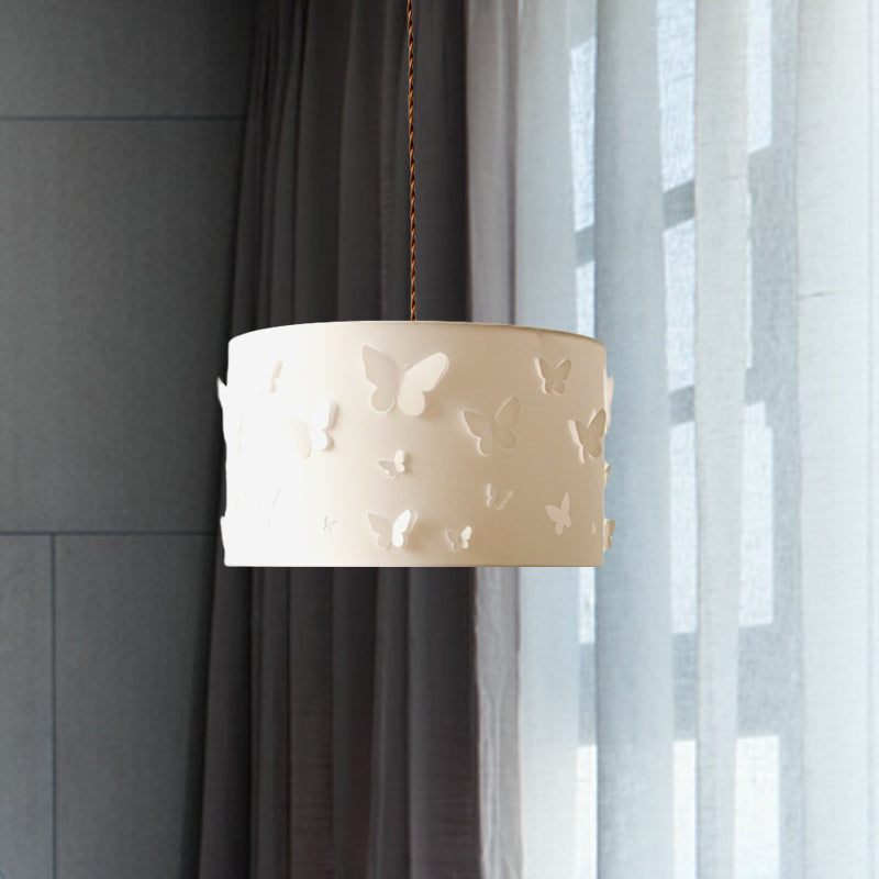 Minimaliste à 1 lumière Drop pendentif Pleen blanc Butfly Ombellifhed Drum suspendu lampe avec de l'ombre en tissu