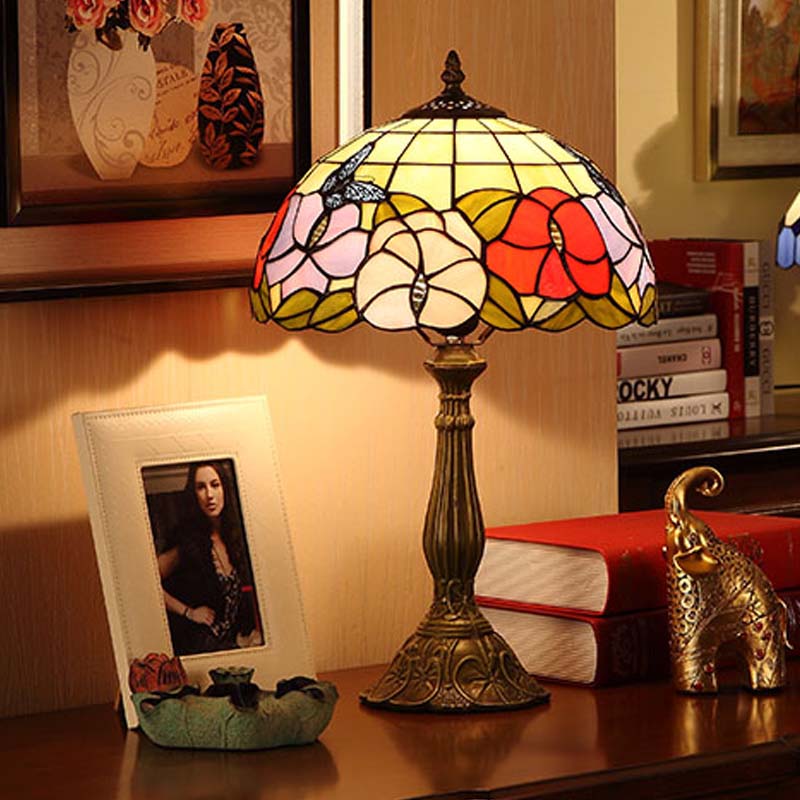 1 Bulb Grid-Bowl Table Light Tiffany Bronze Stained Glass Night Lamp with Butterfly and Flower Pattern