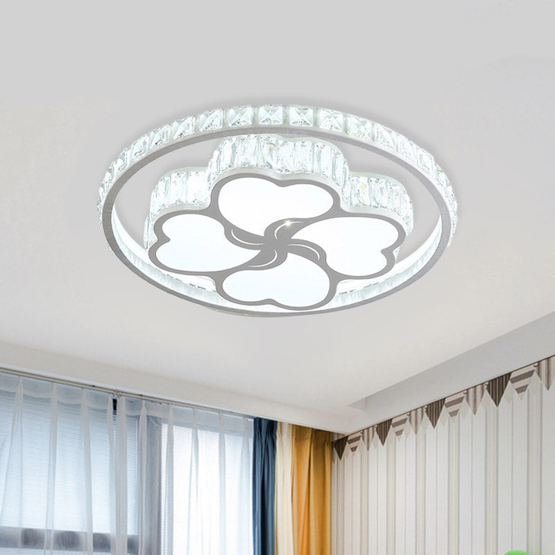 K9 Crystal White Flushmount Halo LED Simplicity Deckenleuchte mit liebevollem Herzmuster