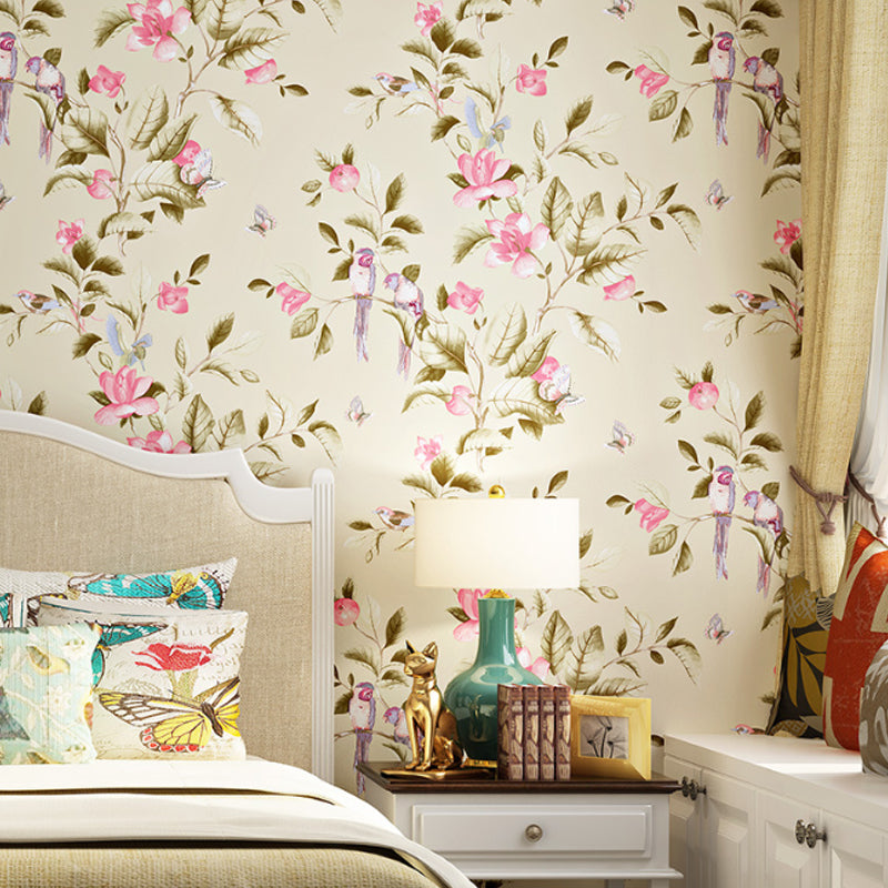 Garden Blossoms and Leaves Wallpaper Stain-Resistant Non-Pasted , 20.5"W x 33'L