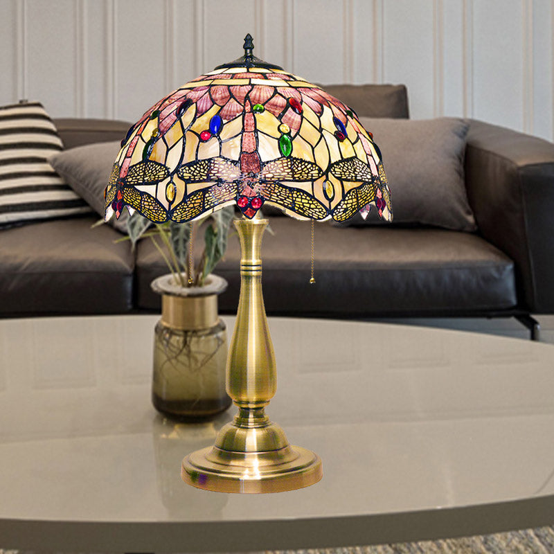 Lampe de nuit à coquille de nuance à dôme festonée