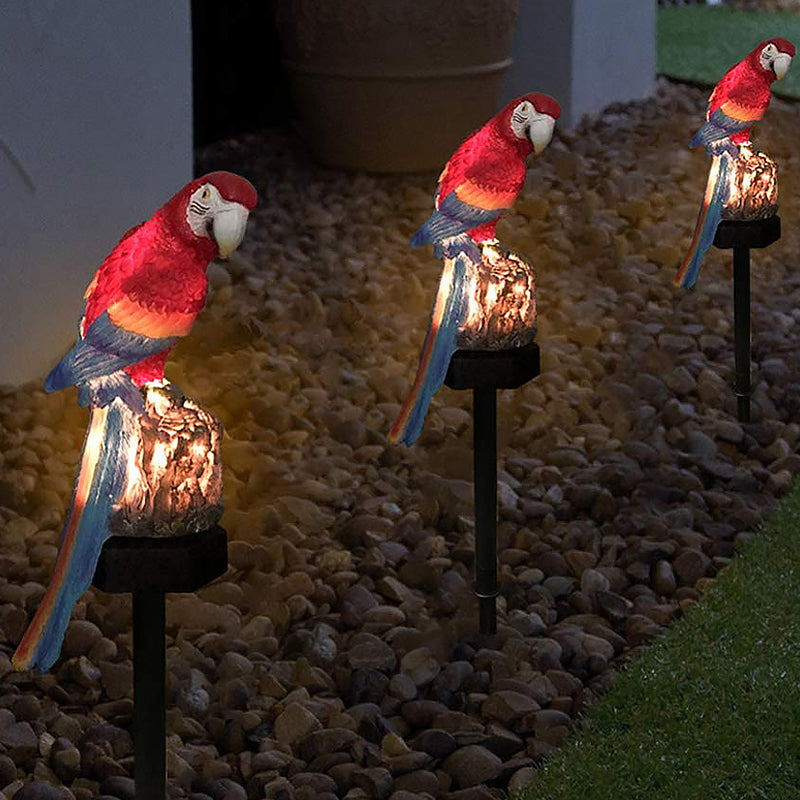 Resin Parrot Solar Pathway Light Decorative LED Ground Plug Lamp in Blue/Red for Outdoor Garden