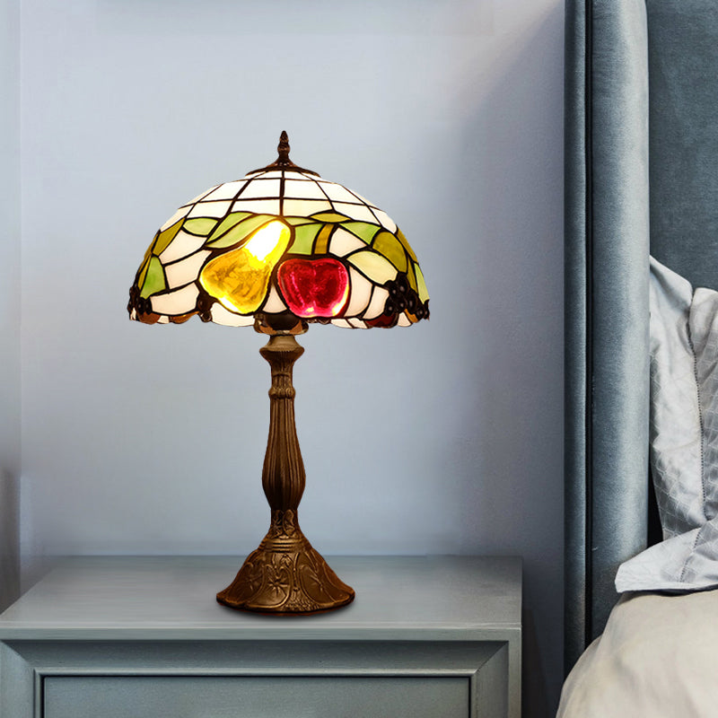 Bowl Shade Night Light Tiffany Buntglas 1 leichte Bronze -Finish -Tischlampe mit Obstmuster