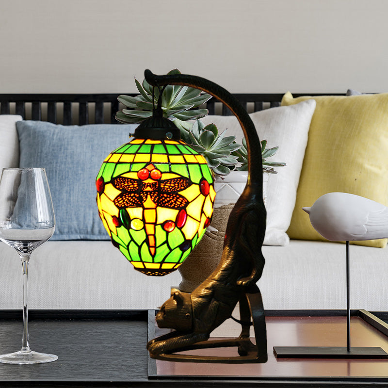 Cut Glass Dragonfly Desk Lighting Baroque Style 1 Light Red/Green Cat Table Light for Bedroom