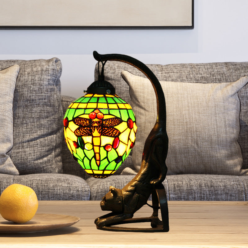 Cut Glass Dragonfly Desk Lighting Baroque Style 1 Light Red/Green Cat Table Light for Bedroom