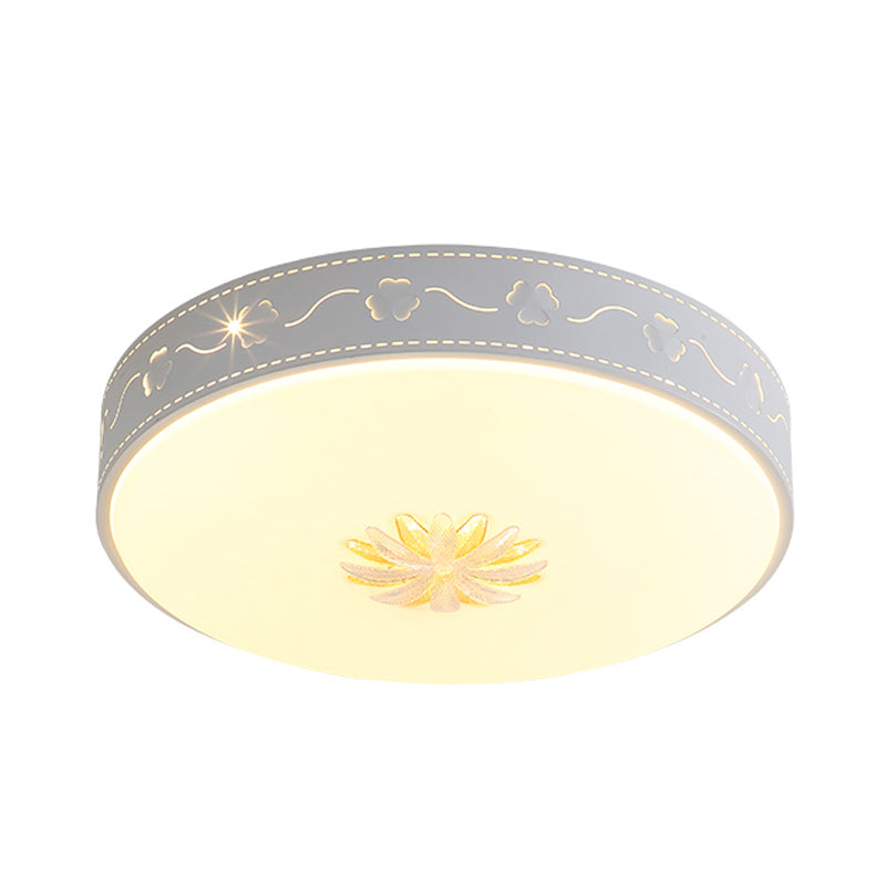 Round Acrylic Flush Mount Fixture Nordic Style LED White Flush Lighting with Flower Crystal Deco