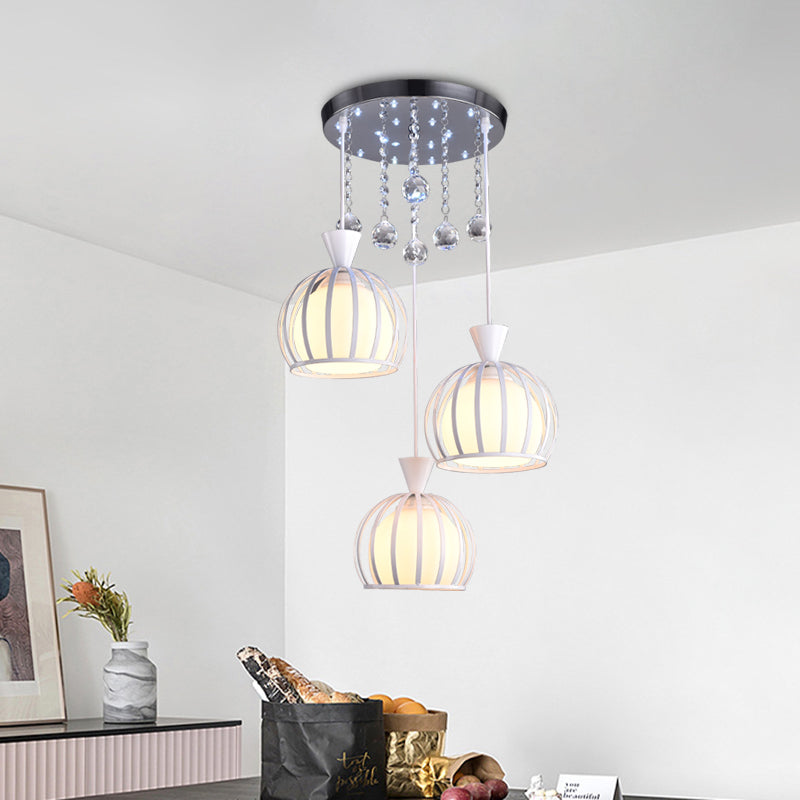 Cage en dôme multi-pendentif MODERNE Iron 3 têtes de finition blanche Lumière suspension avec une teinte en verre d'opale intérieure