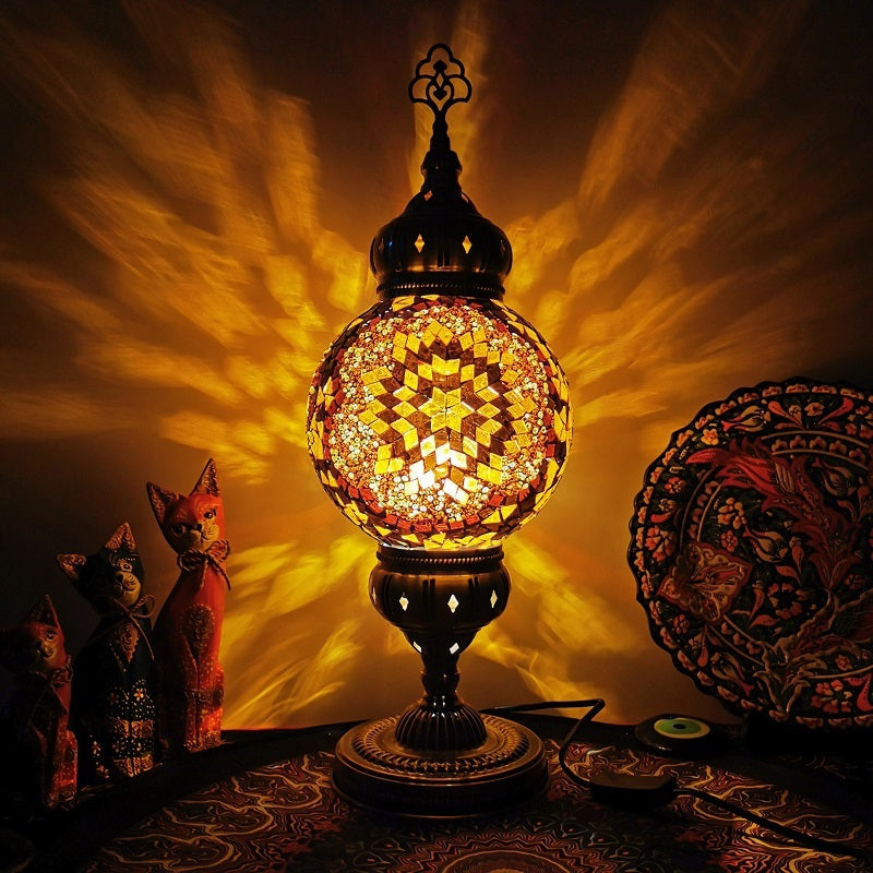 Handcrafted Art Glass Ball Desk Lamp Vintage 1 Head Living Room Nightstand Light in White/Beige/Yellow