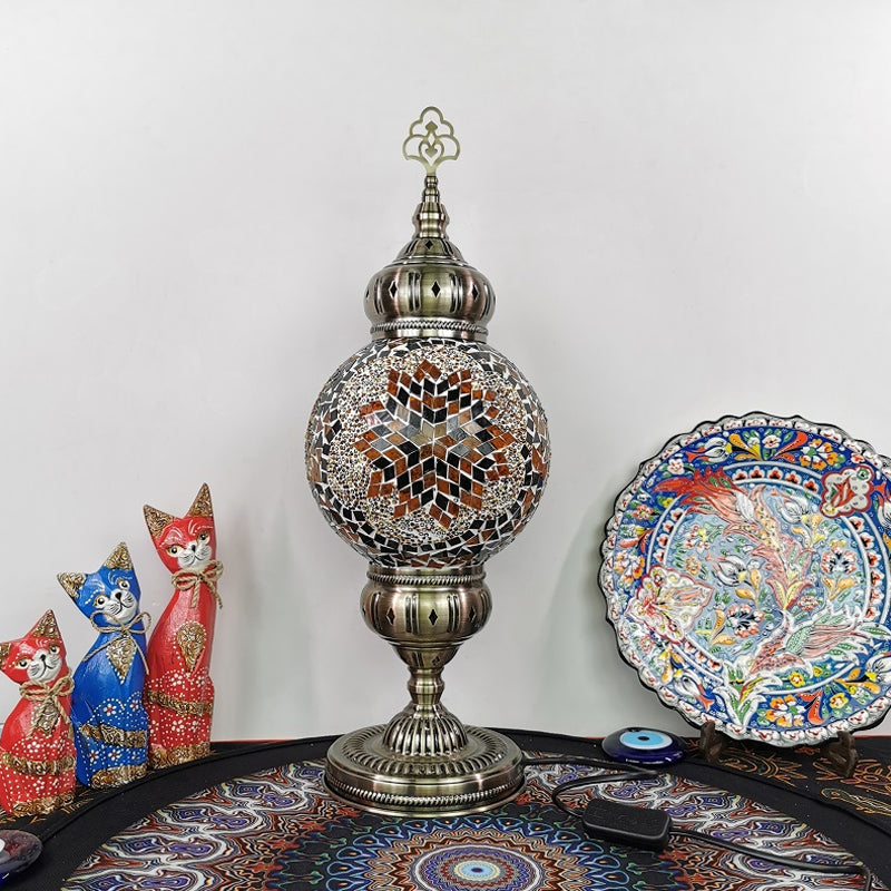 Handcrafted Art Glass Ball Desk Lamp Vintage 1 Head Living Room Nightstand Light in White/Beige/Yellow