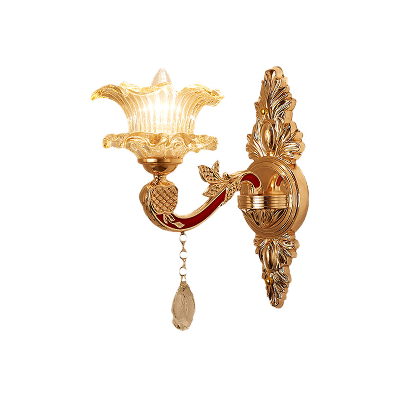 1 Bulb Flower/Sector Wall Mounted Lamp Traditional Clear Ribbed Glass Sconce Light with Gold Carved Arm