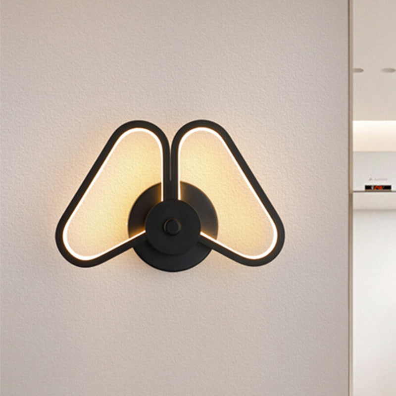 Metal Double Triángulos Padres Simplicidad Simplicidad blanca/negra Idea de iluminación de pared LED en blanco/luz cálida