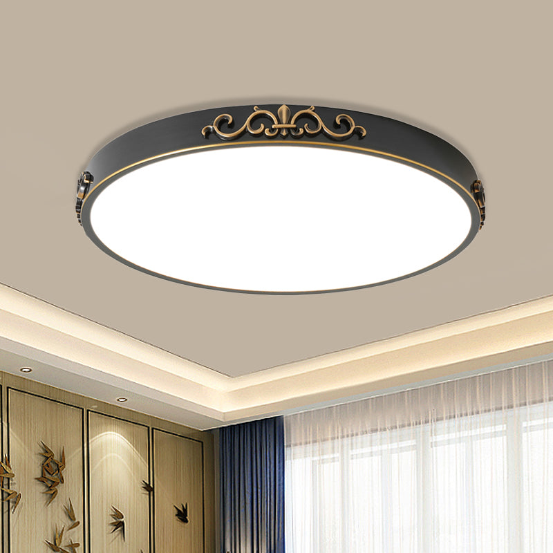 Ultrathin Round LED Flush Mount Lighting Minimalistic Black Metal Close to Ceiling Light