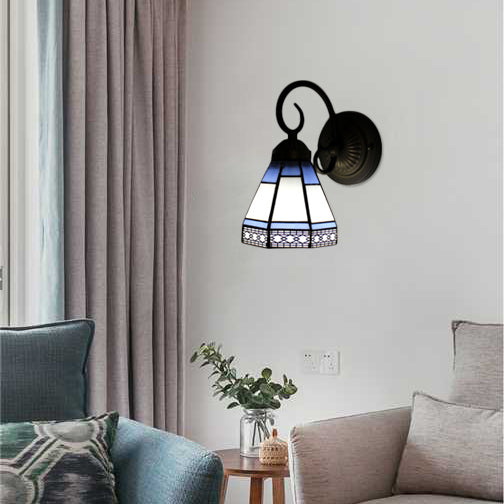 Pyramid Cafe Restaurant Wall Light Stained Glass 1 Head Tiffany Traditional Sconce Light in Blue