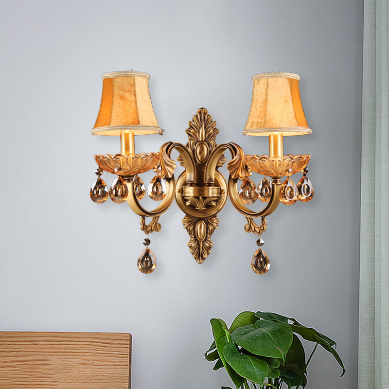Crystal Raindrop Fabric Shade Sconce Countryside Bedroom Wall Éclairage mural en laiton