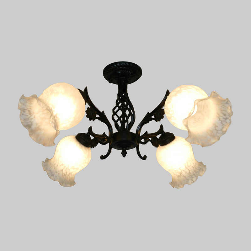 Vintage Blossom Semi-Flush Light 4 Bulbos Candelera de rasgador de vidrio de ópalo en negro para sala de estudio