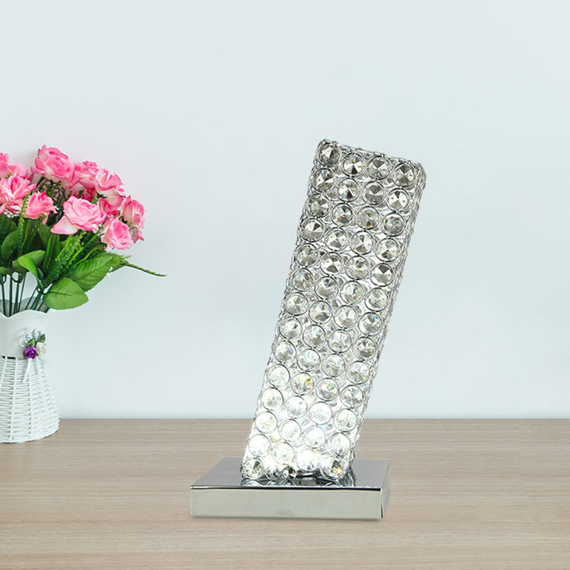 Einfache schräge Quadertisch -Leuchte -Eingeklagte Kristall -LED -Nachttischlampe in Chrom