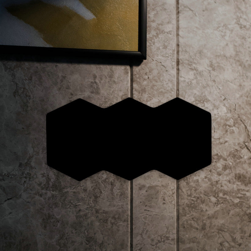 Moderna LED de 2/3/4 LED Montaje negro Hexágono Hexagon Luz montada con sombra de aluminio, luz de color RGB