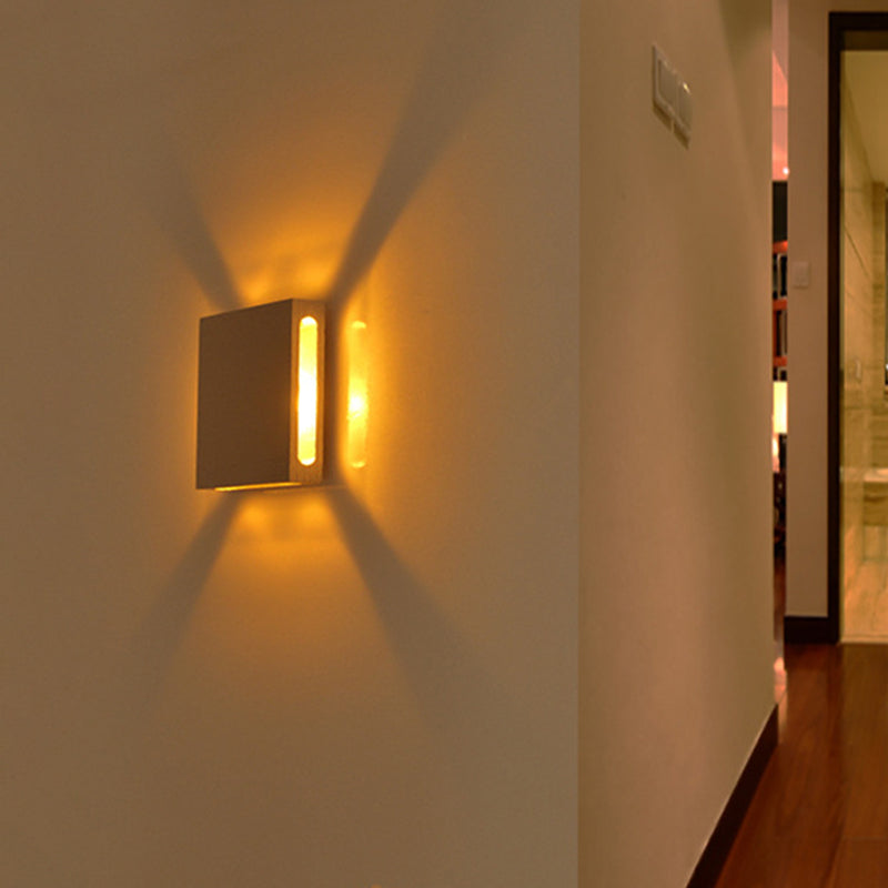 Square Foyer à 4 voies luminaire mural métallique moderniste LED Lumière en argent, violet / rouge / bleu Lumière