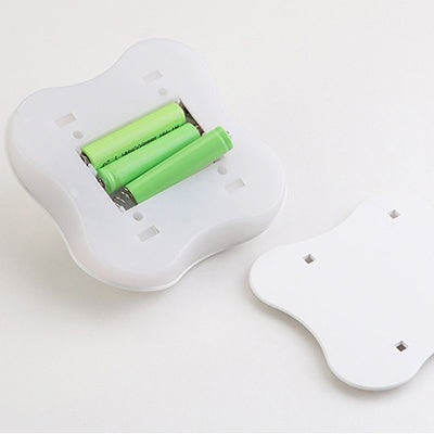 White Modern Square Wall Lamp Metal Wall Sconce for Kid Bedroom