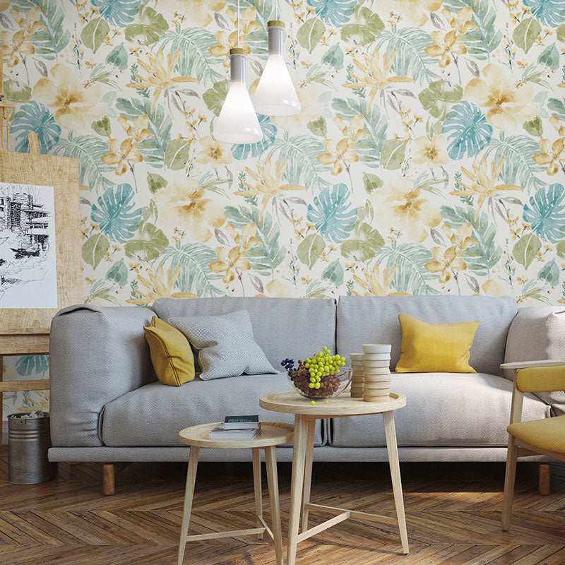 Blossoming Flower and Leaves Wallpaper in Natural Color Non-Woven Fabric Wall Decor for Guest Room, 33' x 20.5"