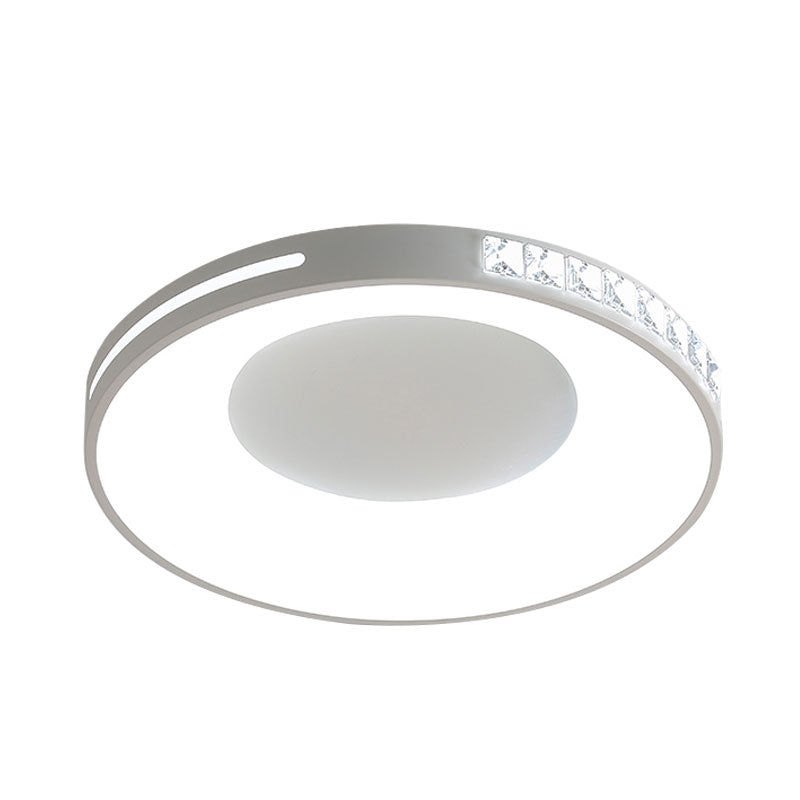 White Finish Round Ceiling Flush Mount Simplicity LED Metal Flush Light Fixture for Bedroom